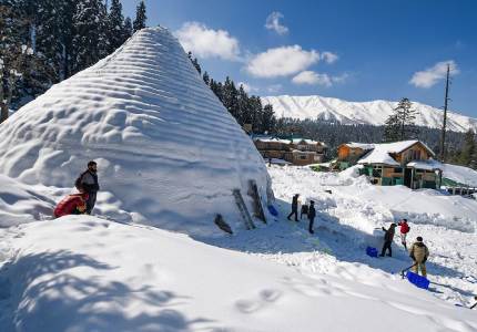 Srinagar Gulmarg Pahalgam Tour
